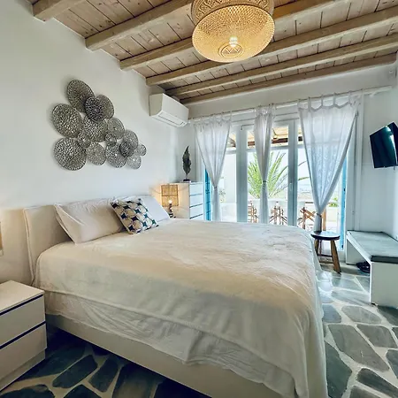 Helios Max Mykonos Town