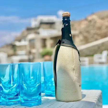 Helios Max Villa