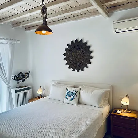 Helios Max * Mykonos Town