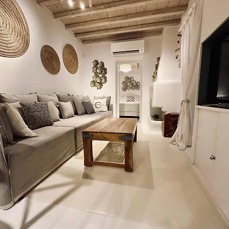 Villa Helios Max *
