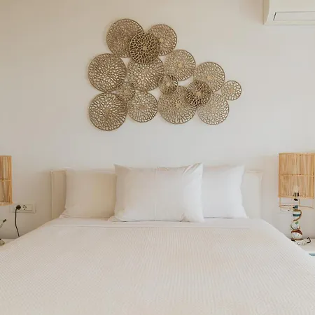 Helios Max * Mykonos Town